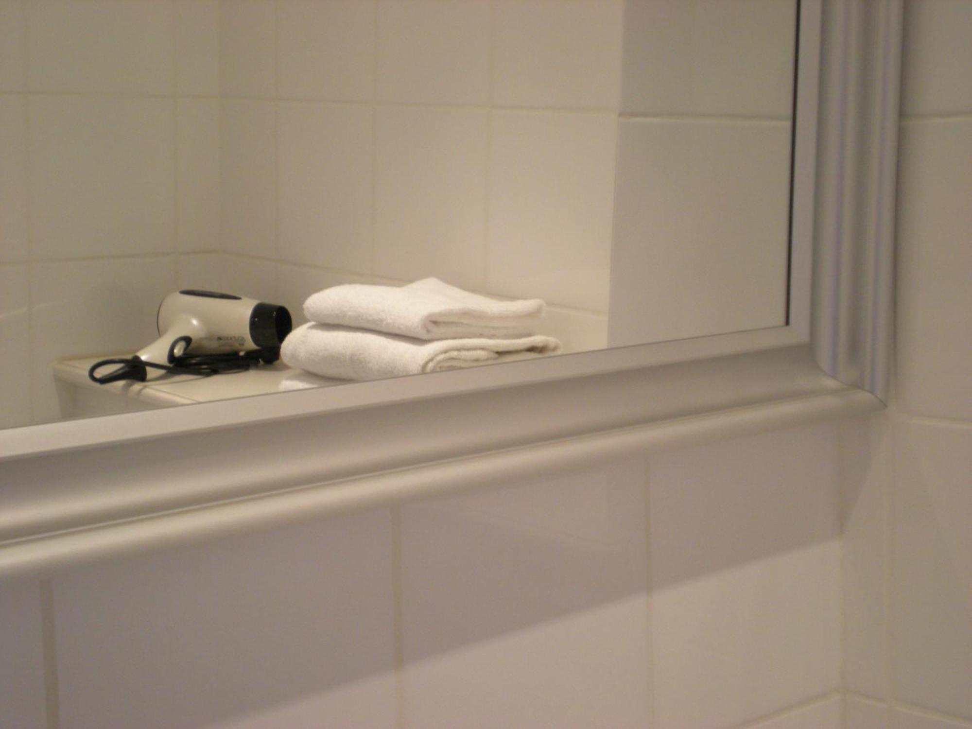 Hotel Richelieu Calais Ngoại thất bức ảnh